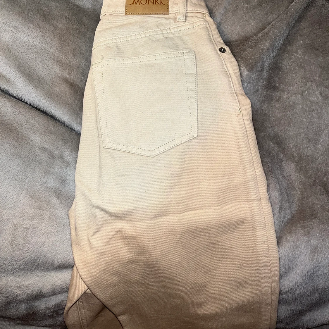 Yoko från Monki - 90