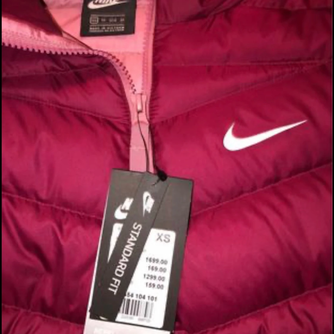 Helt ny Nike jacka nypris 1700  - 91