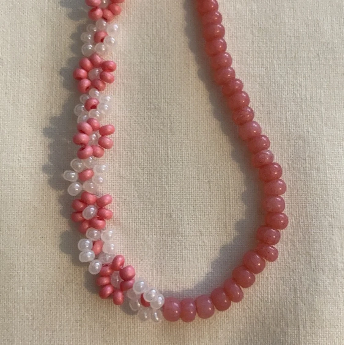 Halsband blommor - 91