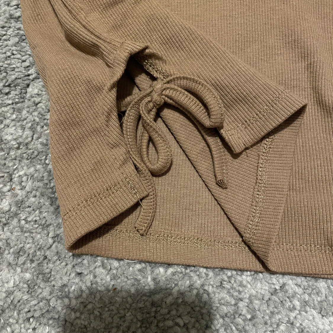 Brun tröja - 90