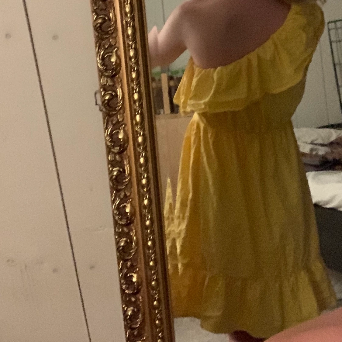 Gul klänning från Vero Moda strl xs - 90