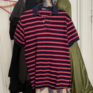 Ralph lauren pique  - Köpt på beyond retro bra skick