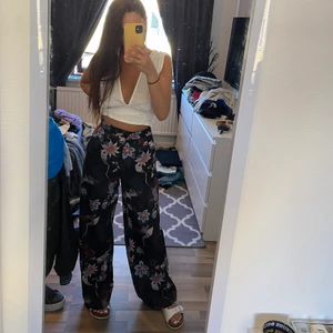 Kostymbyxor  - Kostymbyxor från hm