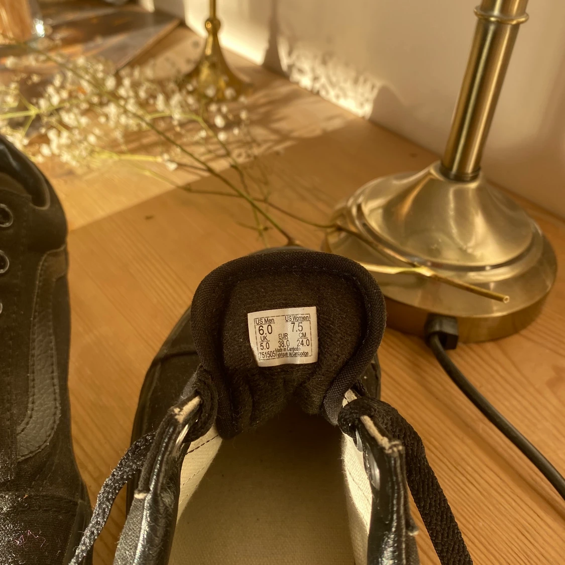 Svarta Vans strl 38 - 91