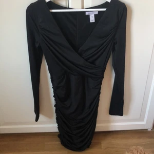 Klänning - Klänning från Nelly, jättefin passform och sitter som ett smäck!