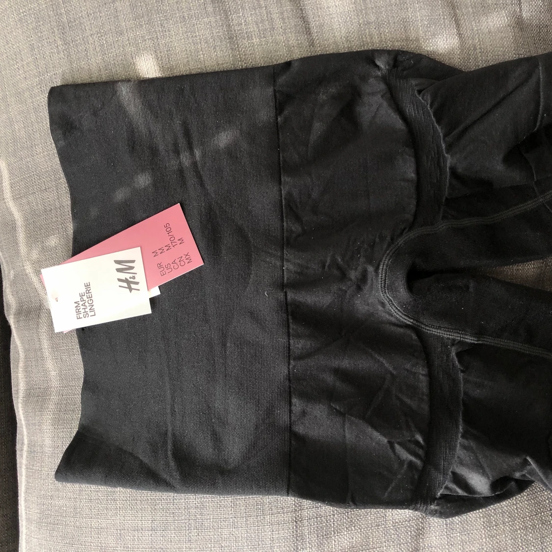 black shapewear shorts 