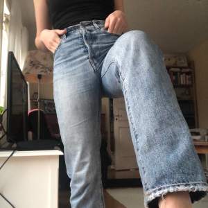 Loose fit jeans köpa för flera år sedan på HM, supersköna!