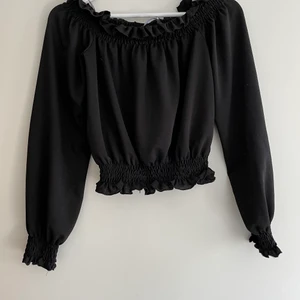 Topp - Söt topp från ginatricot, storlek S. 