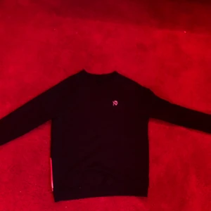 The Weeknd XO Crewneck  - It’s almost as new I wore it less than 5 times !