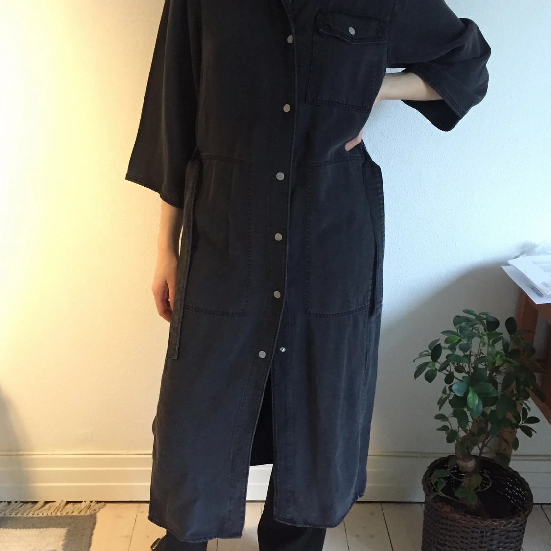 Svart klänning/kappa  - 90