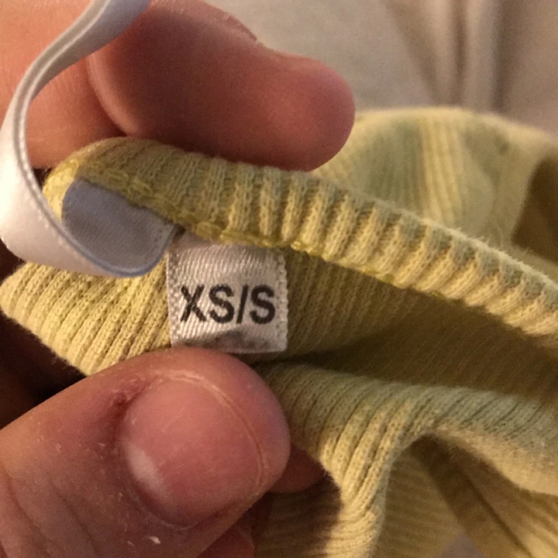 gul söt croppad topp - 90