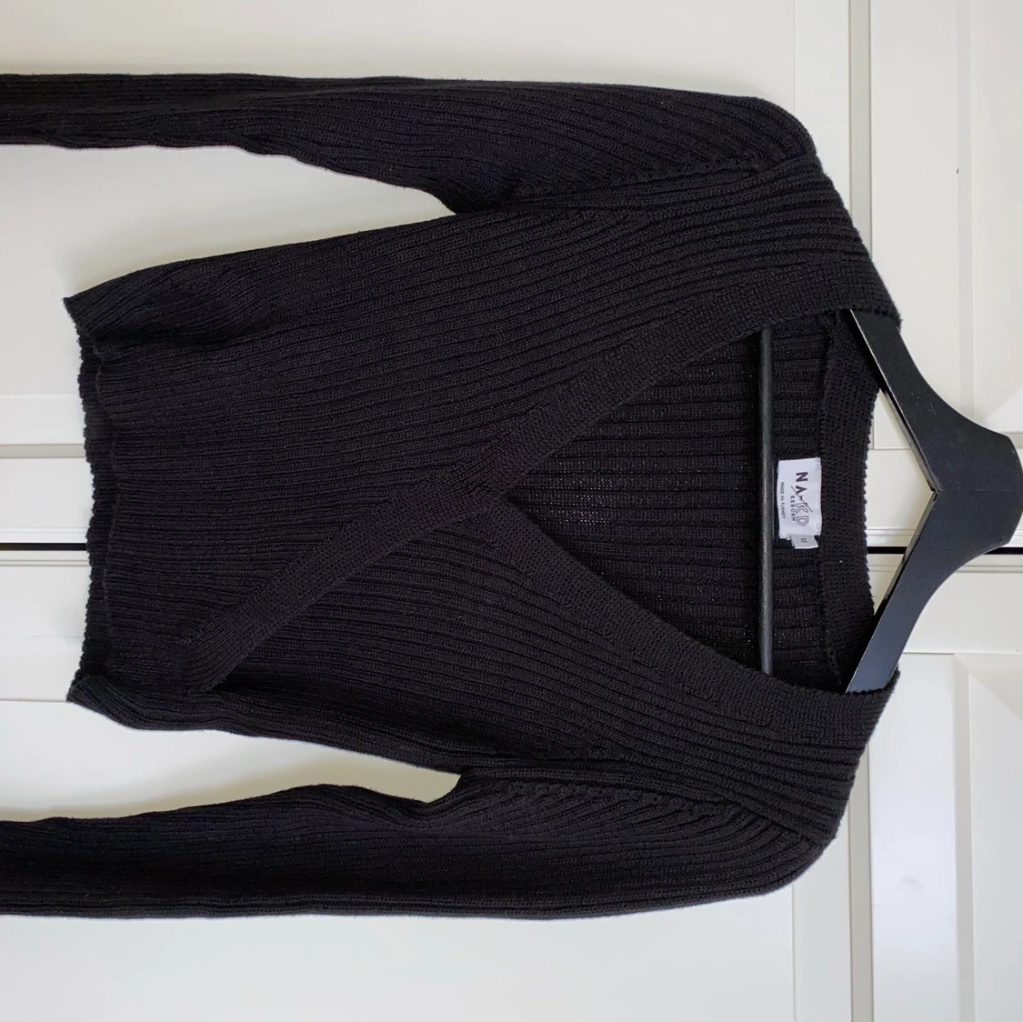 Finstickad v-ringad tröja  - 90