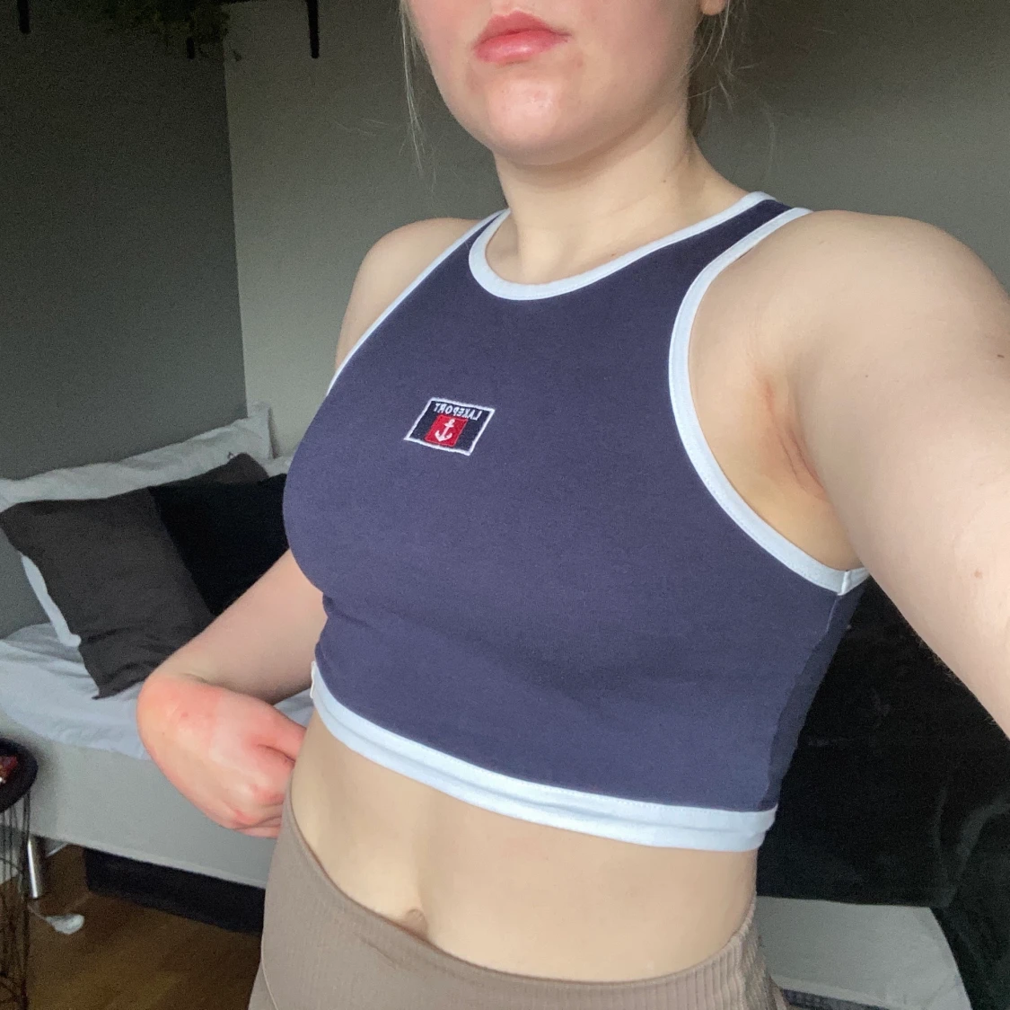 Pull and bear magtröja