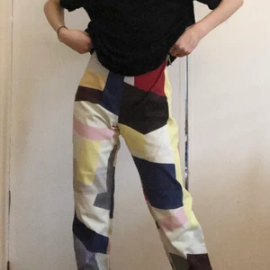 Vintage jeans - Säljer ett par super coola vintage jeans från jeanett⚡️✨