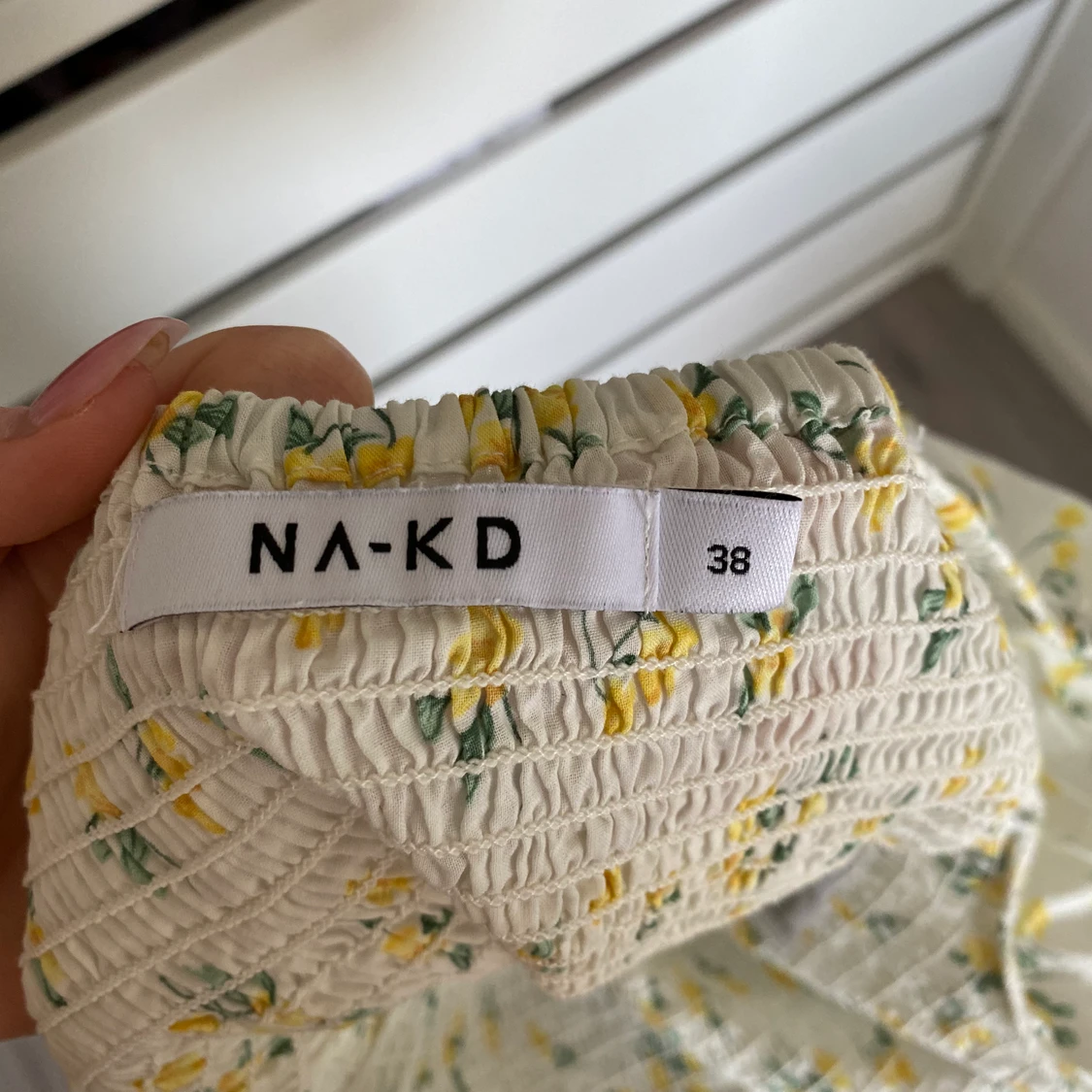 Söt blommig topp - 91