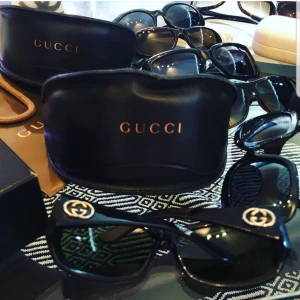 Märkes Glasögon. - Begagnade men äkta.