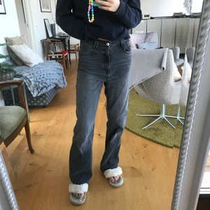 Jeans - Snygga zara jeansen💜
