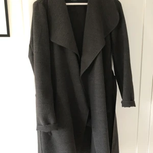 Kappa - Kappa från vila som knappt är använd. Storlek S