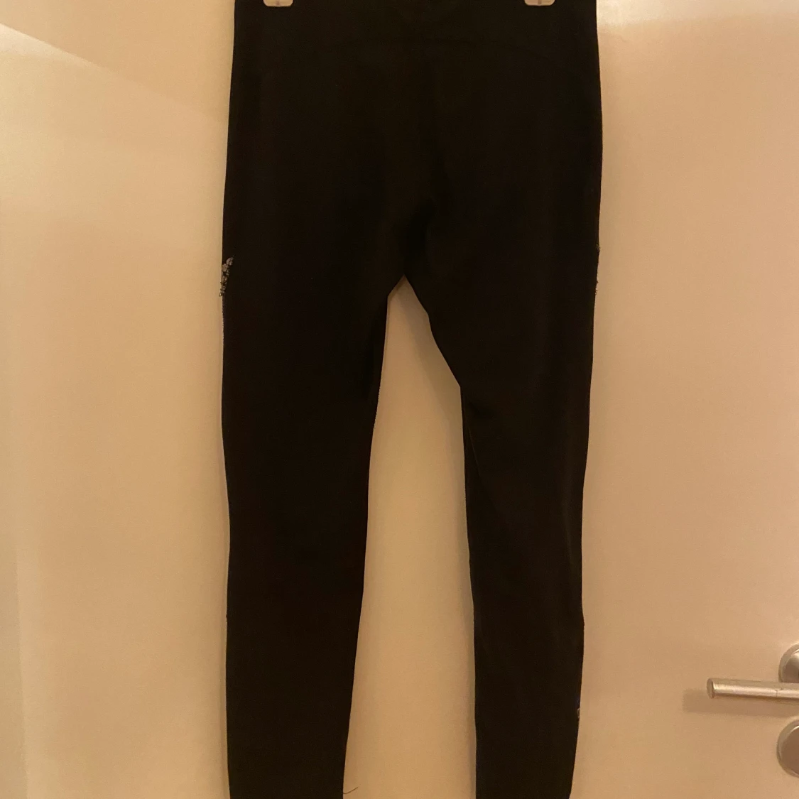 Träningstights, strl 150(xs) - 90