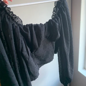 Shein topp - Lite för stor för mig, aldrig använd💕 Hör av er vid eventuellt fler frågor!Köpare står för frakt💕