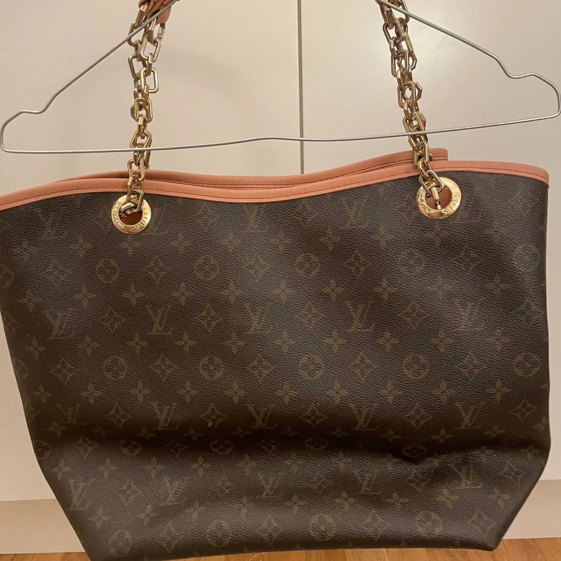 Luis Vuitton väska - 90