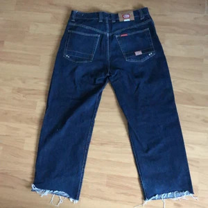 baggy jeans - feta baggy jeans i storlek 32, köparen står för frakt💚