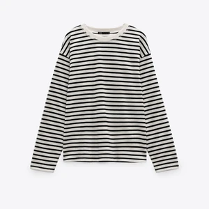 Tröja - Randig tröja från zara💕