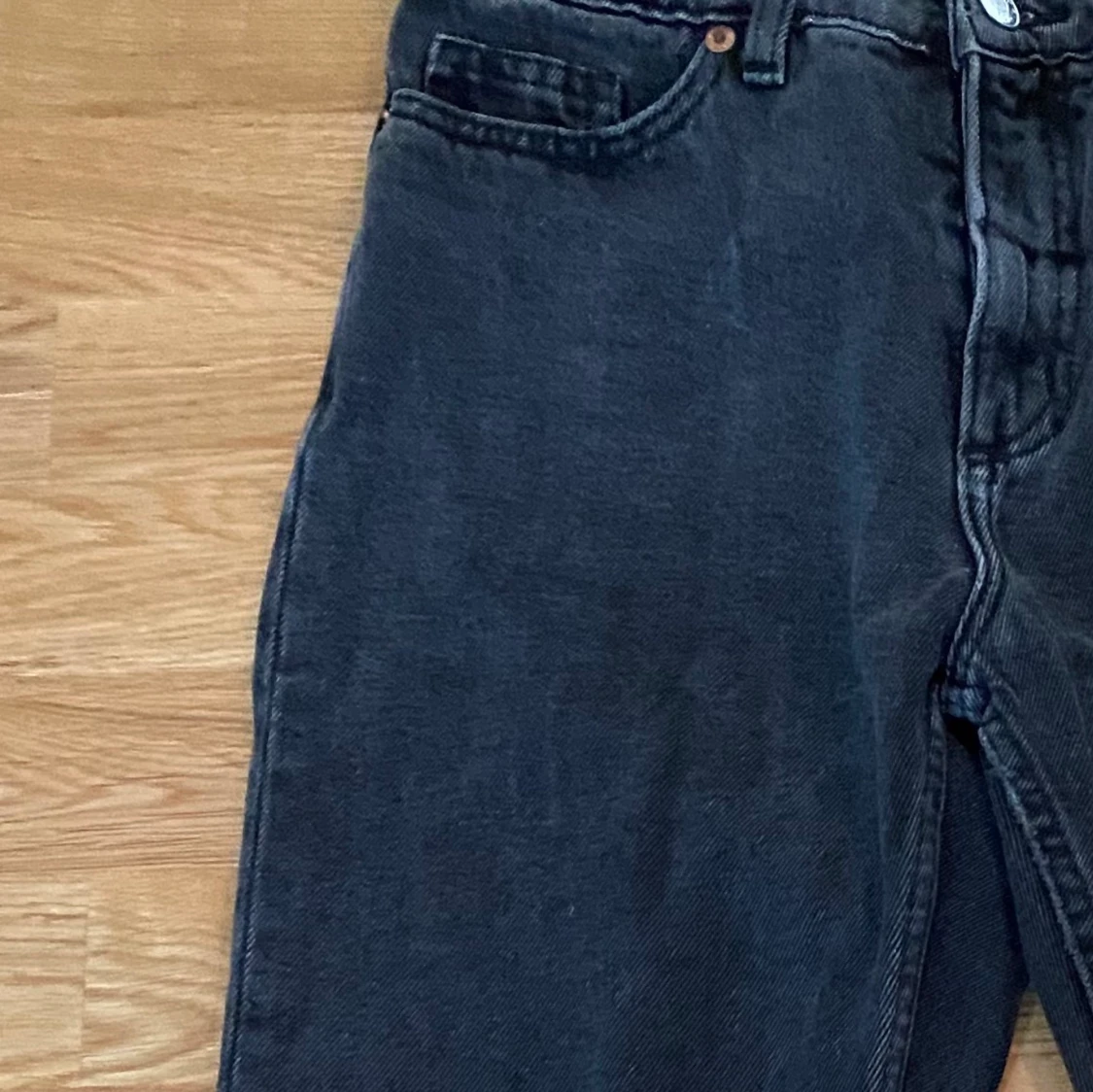 Jeans från Monki, storlek 25 - 91