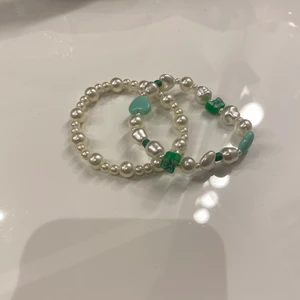 Pärlarmband  - Två fina pärlarmband🤍 1 för 10kr + frakt eller 2 för 20kr + frakt🤍