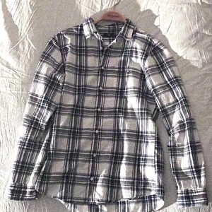 Gant skjorta - Väldigt bra skick och passar till det mesta