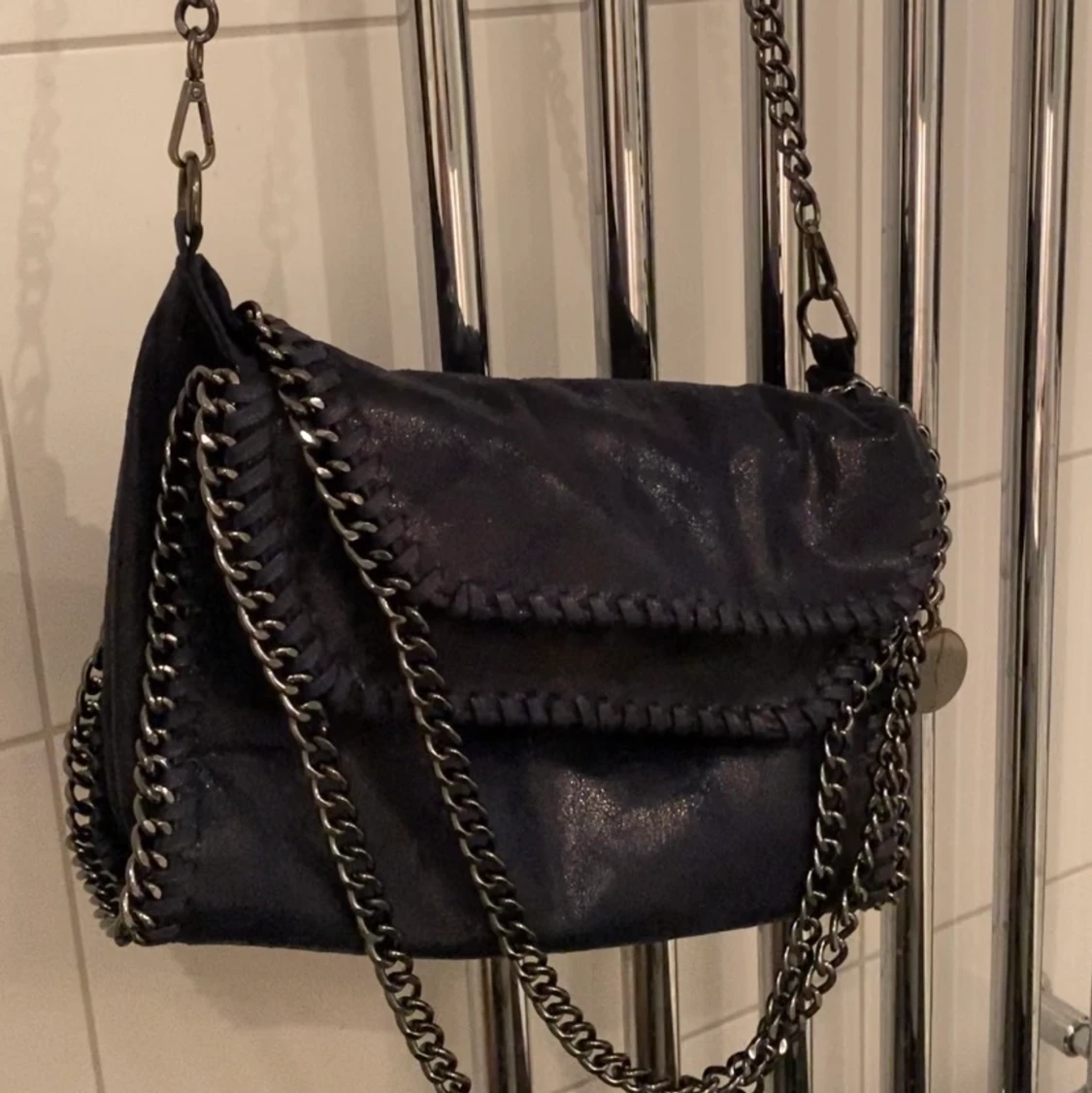 Stella McCartney liknande väska  - 90