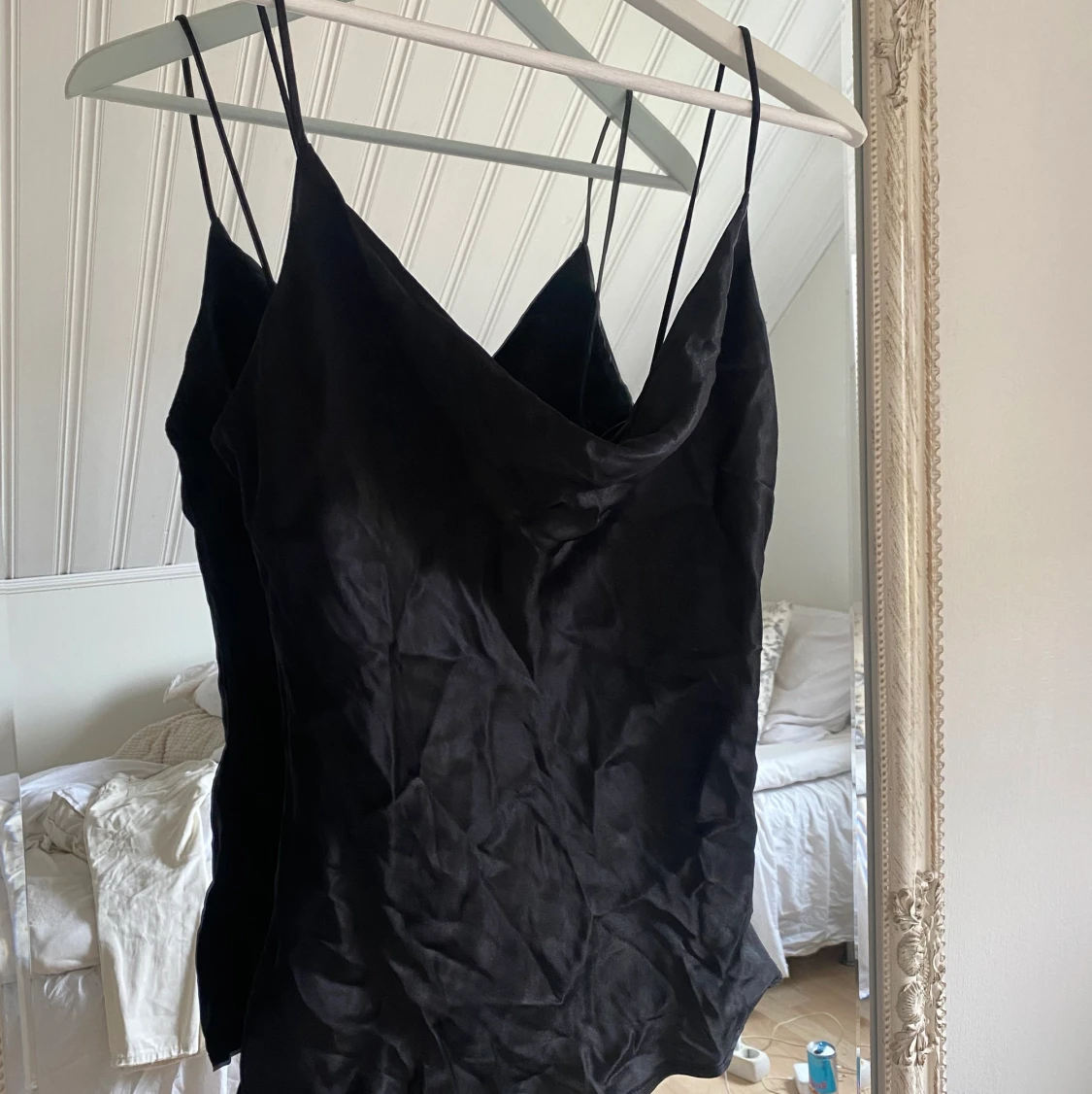 Svarta party toppar. - 91