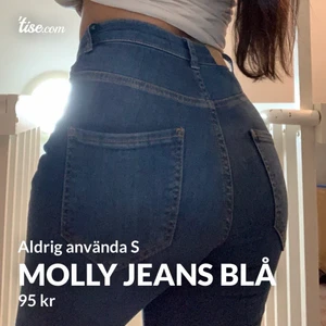 Molly jeans blå  - Jätte fina molly jeans i storlek S. Aldrig använda! 
