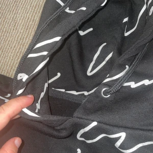 boohoo money jumper  - been worn a few times , good condition , size M , will accept reasonable offers