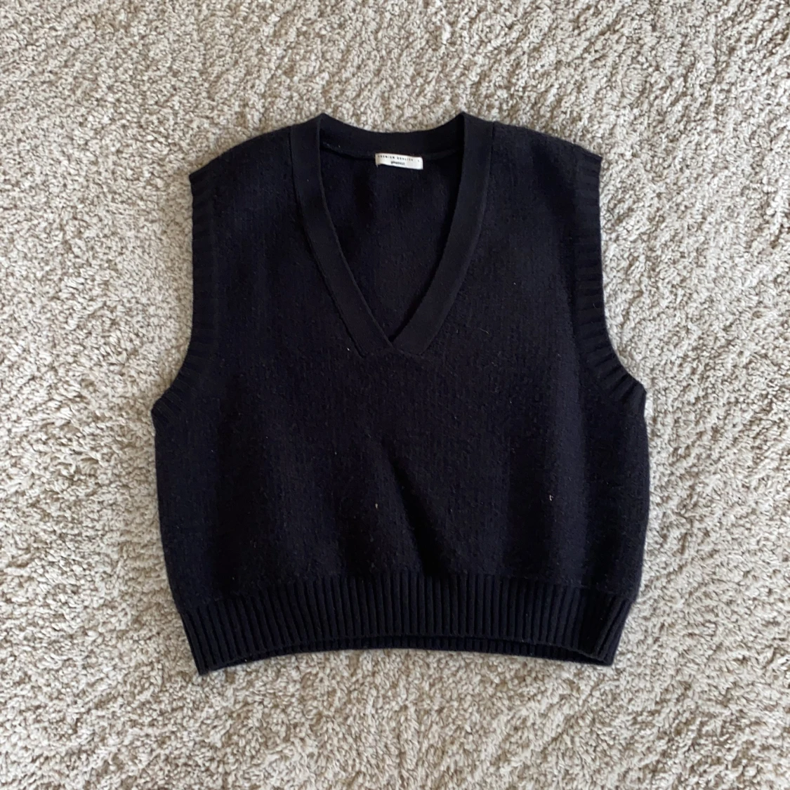 ✨ STICKAD VÄST ✨