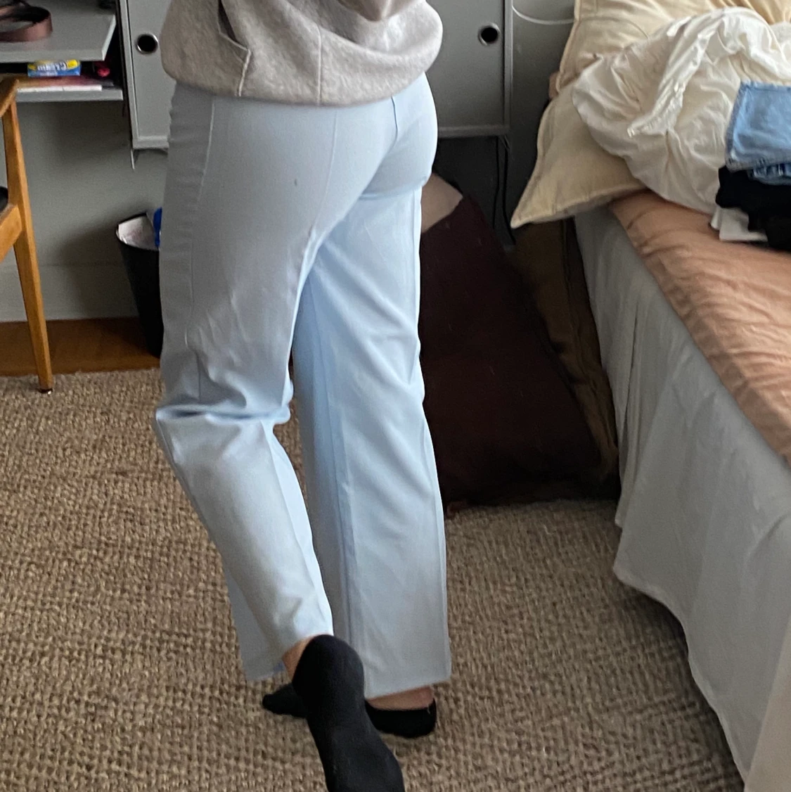 ljusblåa kostymbyxor  - 91