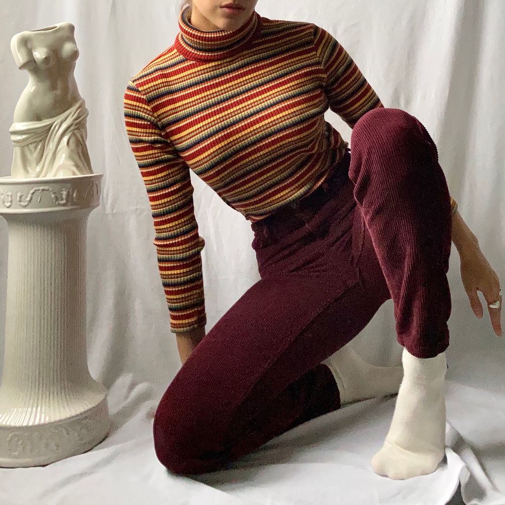 🌊WONDERFUL MULTICOLORED RIBBED STRIPED, LONG SLEEVE TURTLENECK SHIRT. • SIZE - S / EU 36 • BRAND - Krooko fashion • MATERIAL - Cotton MY MEASUREMENTS • Height 161cm / 5'3