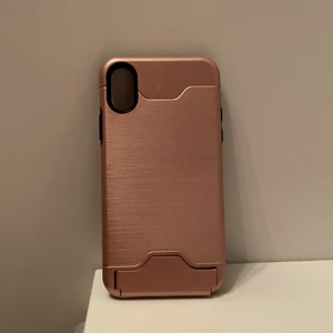 Skal iphone X - Aldrig användt, kan förvara kort i den, se bild 2