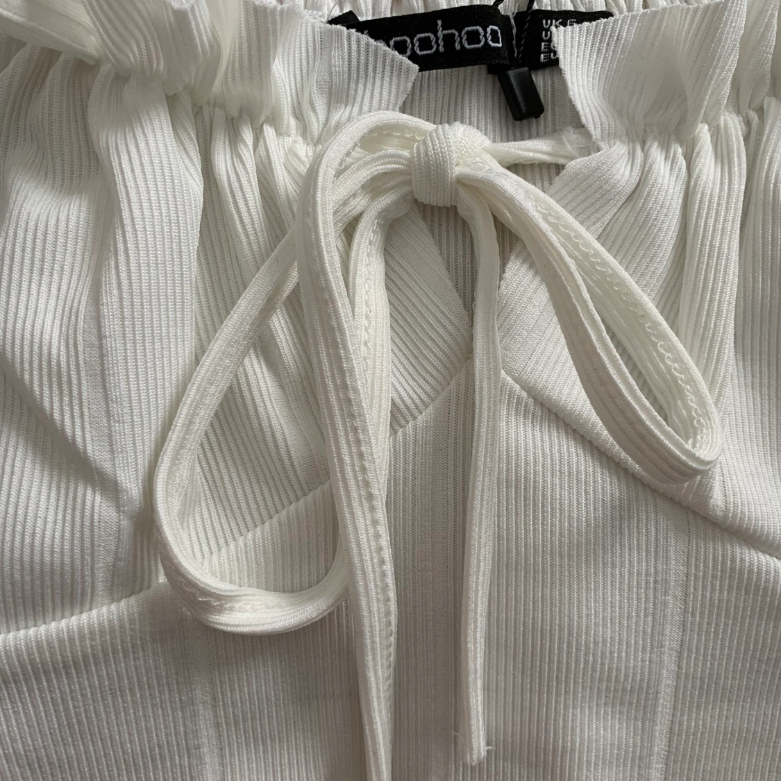 Helt ny Bandage Peasant Crop Top - 91