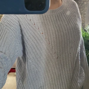 Blå stickad!  - Supersöt stickad tröja. Kommer bara inte till användning. strl 146/152 men jag är xs, s och den passar även mig. 