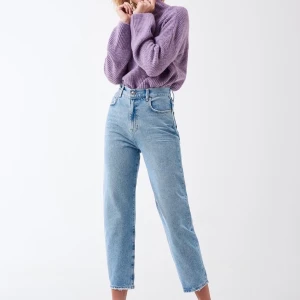 Relaxed fit jeans💓 - Jeans från Gina tricot i strl 38. Mycket bra skick, sparsamt använda. Köparen står för frakt