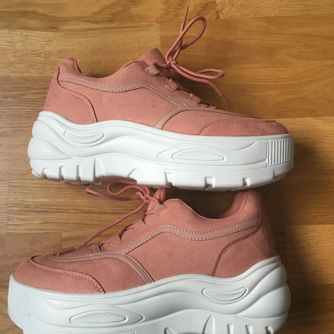 VOX - Sneakers - Storlek 42