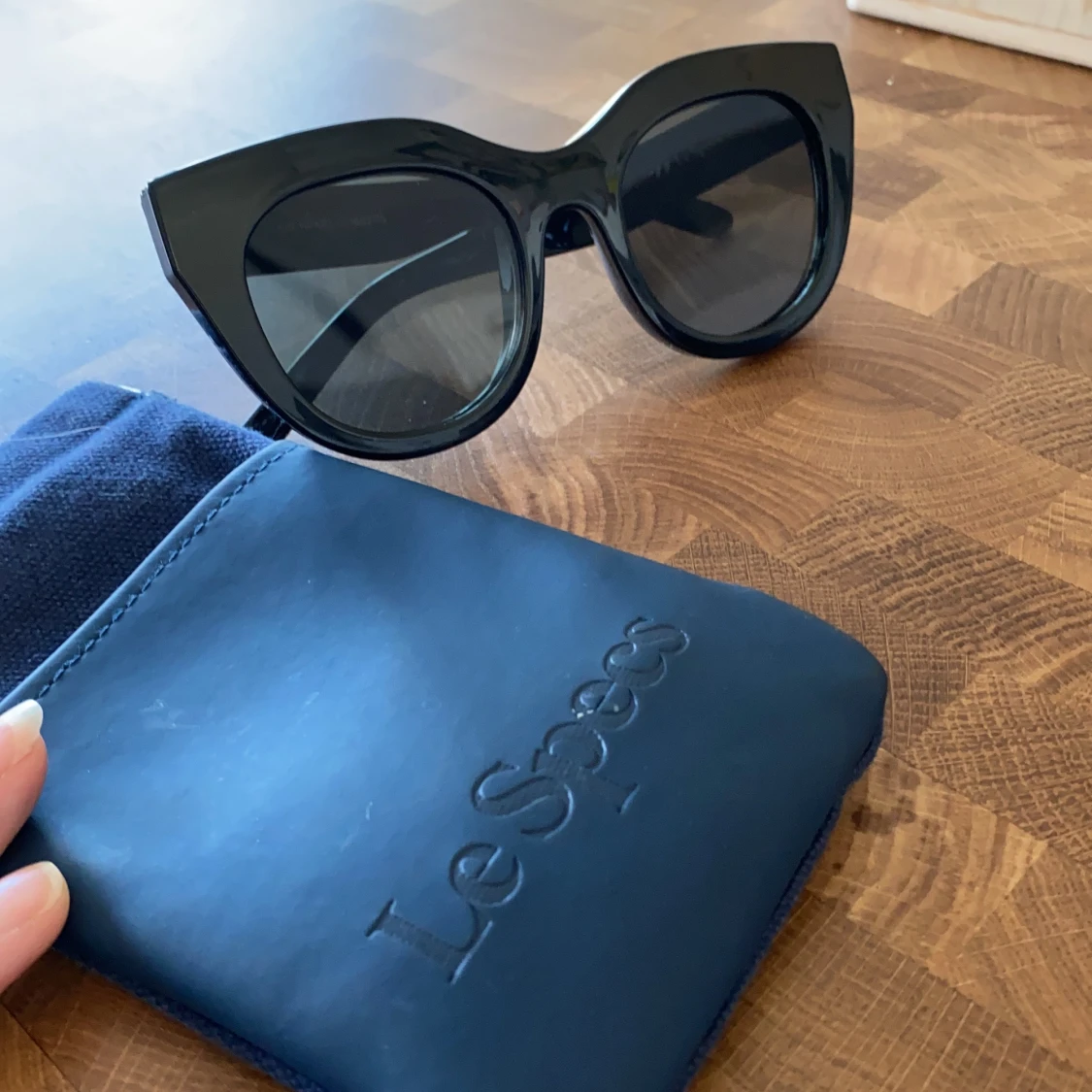 Solglasögon från Le Specs - 90
