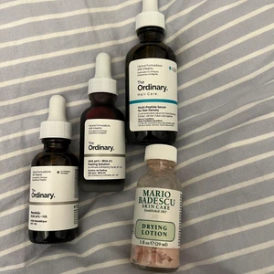The Ordinary Mario Badescu - Paketpris för alla 4 produkterna. Alla produkter är använda 2-3 gånger styck. Säljs då de inte funkar för mig  * Mario Badescu drying lotion * The ordinary Mandelic Acid  * The Ordinary Peeling Solution ”blodmasken” * The Ordinary Multi-Peptide för håret