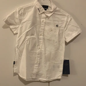 Skjorta med korn ärm - Kortärmad skjorta från spanska Mayoral. Helt nytt kollektionsprov 