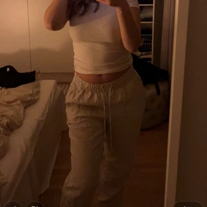 Linnebyxor  - Säljer mina fina linnebyxor!! Storlek S 💗💗💗