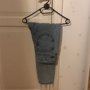Mom jeans - Jeans i kortare modell från Gina tricot perfekt för längd 165 neråt🥰