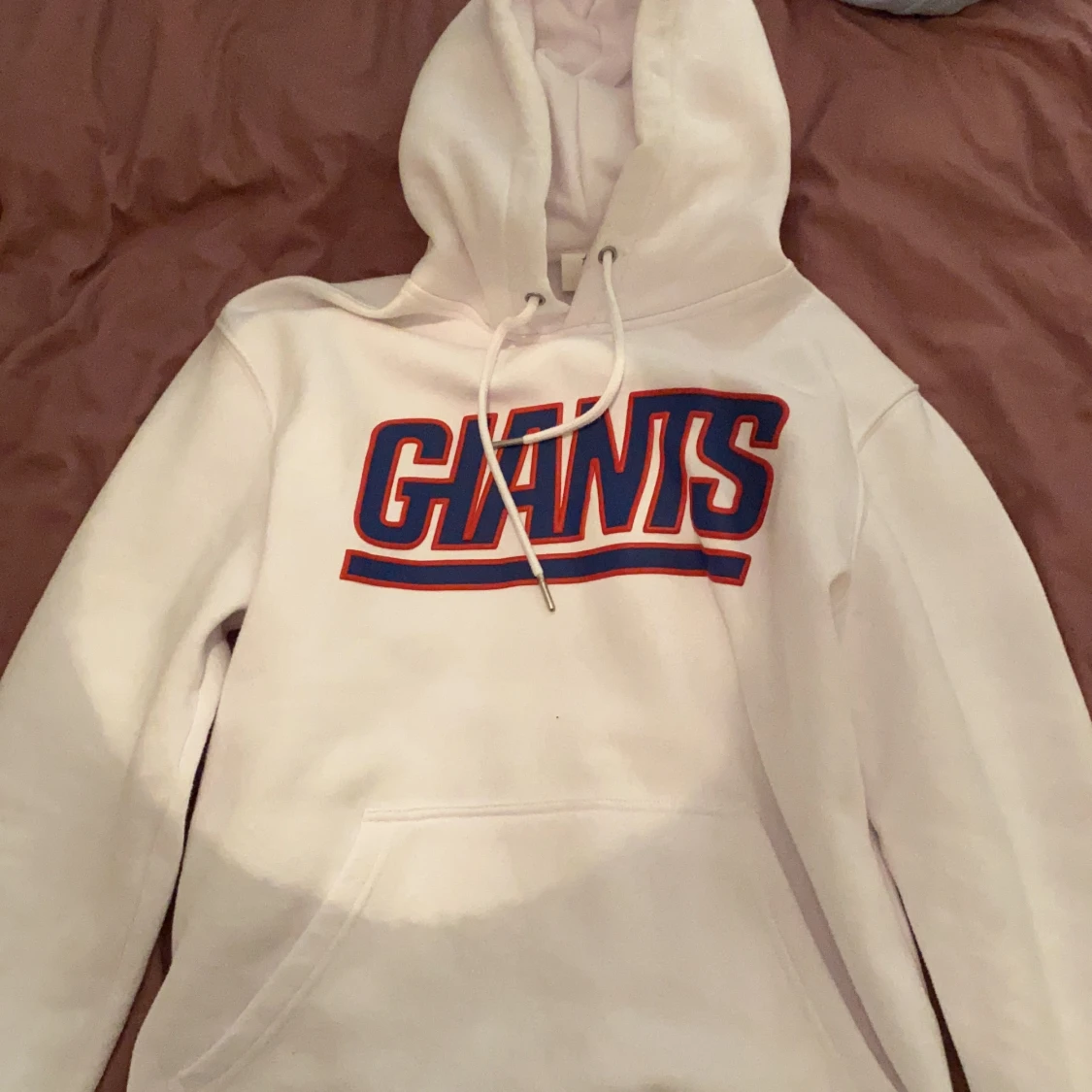 Vit hoodie med tryck - 91