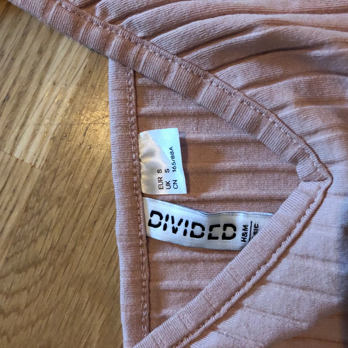 Topp från H&M i storlek S - 90