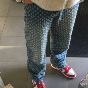 Jaded London Jeans - Säljer mina Jaded London Jeans köpta från Asos. Dom är asfeta och trendiga och har en riktigt bra passform. Storlek W32 och köpbevis finns. Buda gärna!